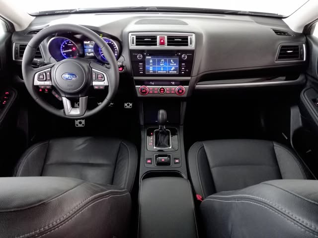 SUBARU OUTBACK 3.6 R - Imagem 8