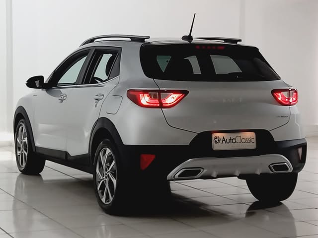 KIA STONIC SX TURBO - Imagem 4