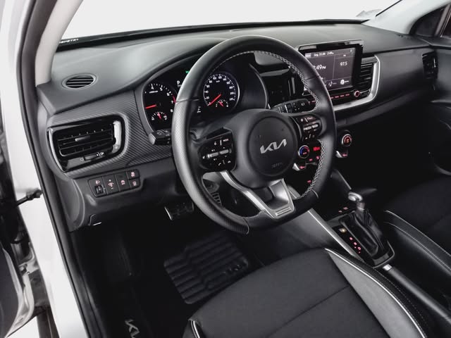 KIA STONIC SX TURBO - Imagem 6