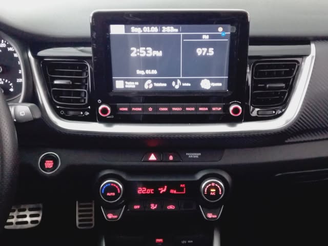 KIA STONIC SX TURBO - Imagem 8