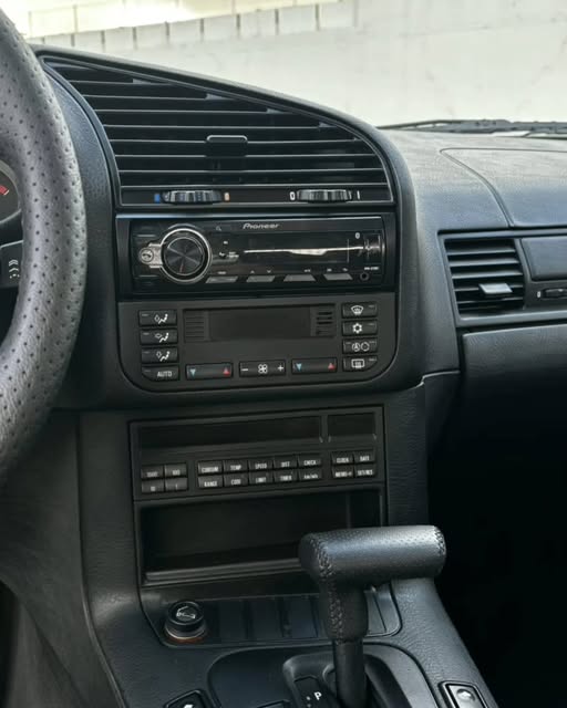 BMW 328I TOURING - Imagem 12