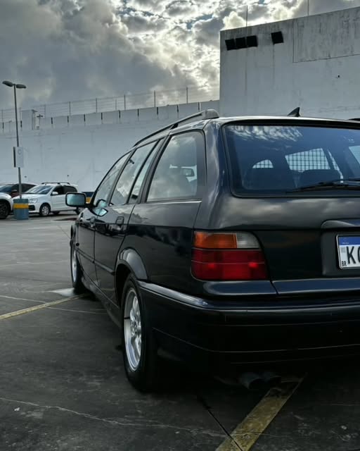 BMW 328I TOURING - Imagem 8