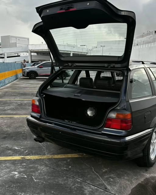 BMW 328I TOURING - Imagem 9