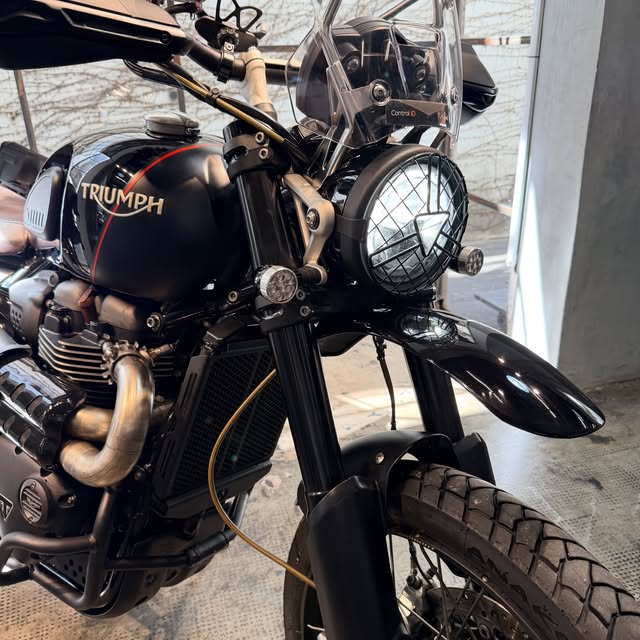 TRIUMPH BONNEVILLE SCRAMBLER 1200 XC - Imagem 3