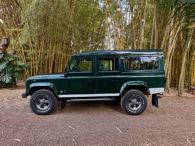 LAND ROVER DEFENDER - Imagem 13