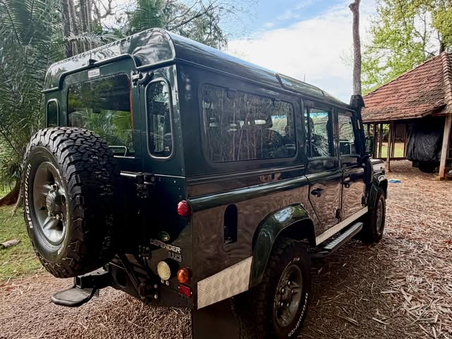 LAND ROVER DEFENDER - Imagem 7