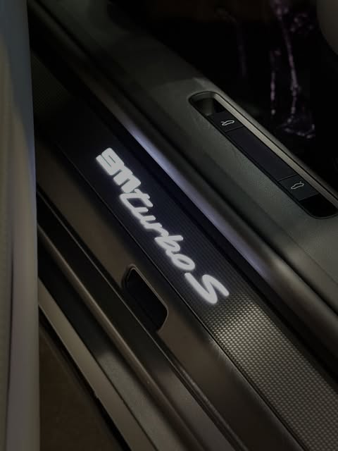 PORSCHE 911 TURBO S CABRIOLET - Imagem 9
