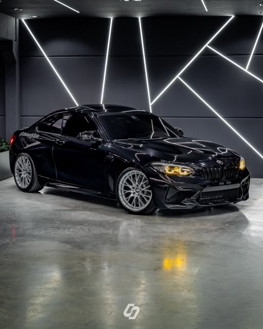 BMW M2 COMPETITION - Imagem 11
