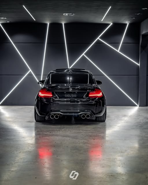 BMW M2 COMPETITION - Imagem 7