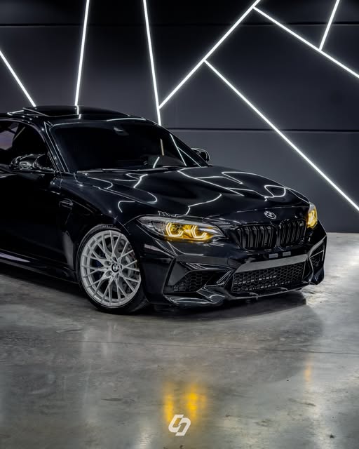BMW M2 COMPETITION - Imagem 9