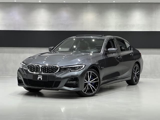 BMW 330E M SPORT - Imagem 3