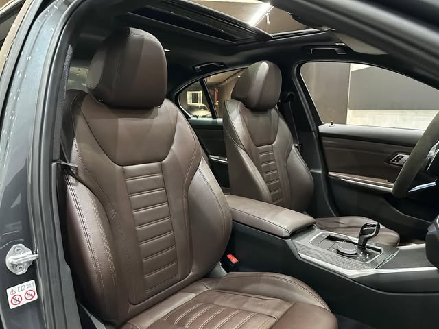 BMW 330E M SPORT - Imagem 7