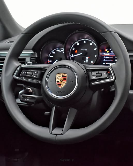 PORSCHE MACAN - Imagem 10