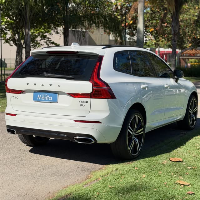 VOLVO XC60 T8 R-DESIGN HYBRID - Imagem 3