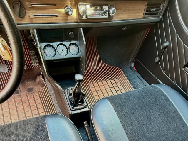 VOLKSWAGEN PASSAT TS - Imagem 12