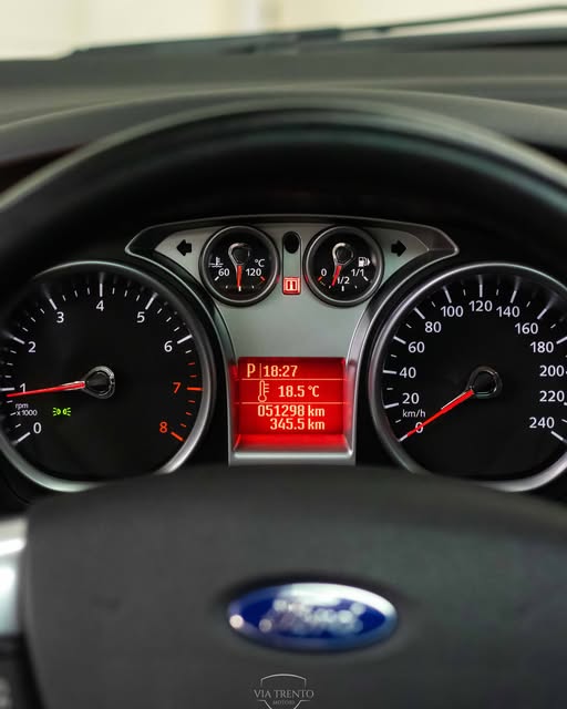 FORD FOCUS TITANIUM - Imagem 2