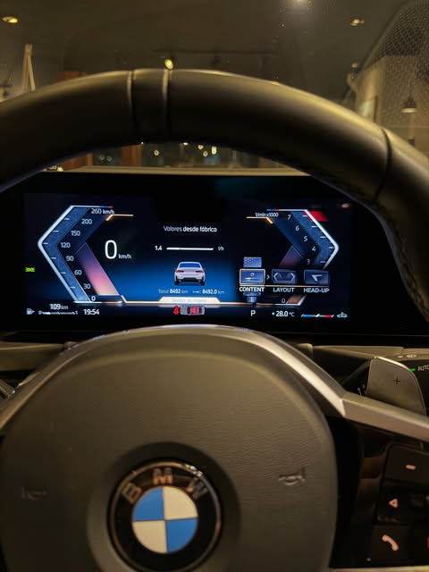 BMW 320I M SPORT - Imagem 12