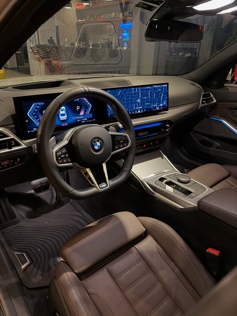 BMW 320I M SPORT - Imagem 9