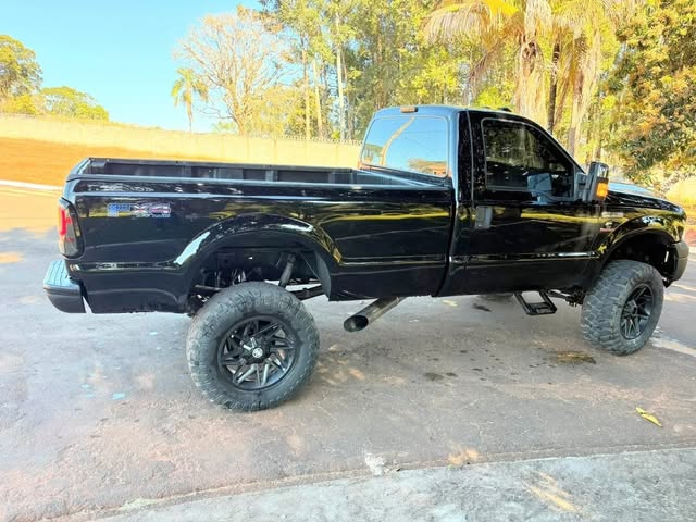 FORD F-250 XLT - Imagem 5