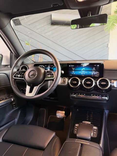 MERCEDES-BENZ GLB 200 1.3 CGI GASOLINA ADVANCE 7G-DCT - Imagem 4