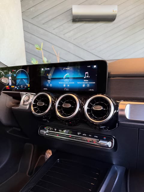 MERCEDES-BENZ GLB 200 1.3 CGI GASOLINA ADVANCE 7G-DCT - Imagem 5