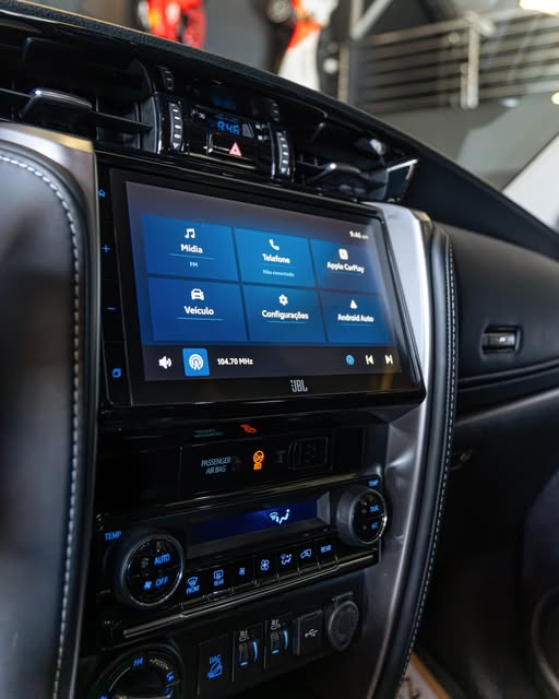 TOYOTA SW4 SRX PLATINUM - Imagem 9