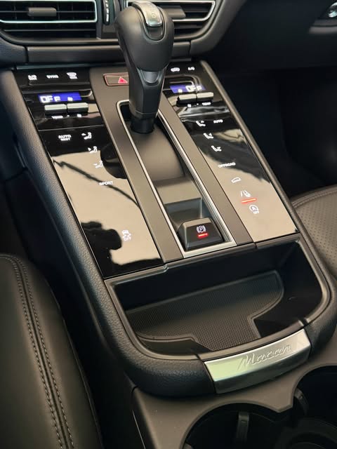 PORSCHE MACAN - Imagem 17