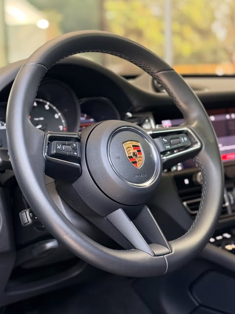 PORSCHE MACAN - Imagem 18