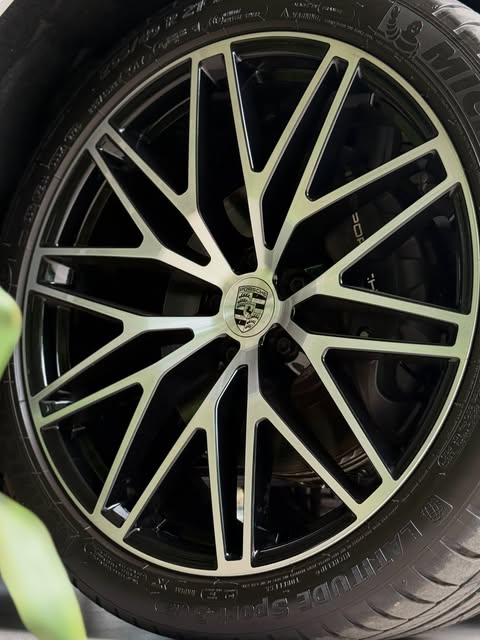PORSCHE MACAN - Imagem 5