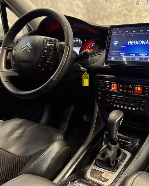 CITROËN C5 TOURER EXCLUSIVE - Imagem 3
