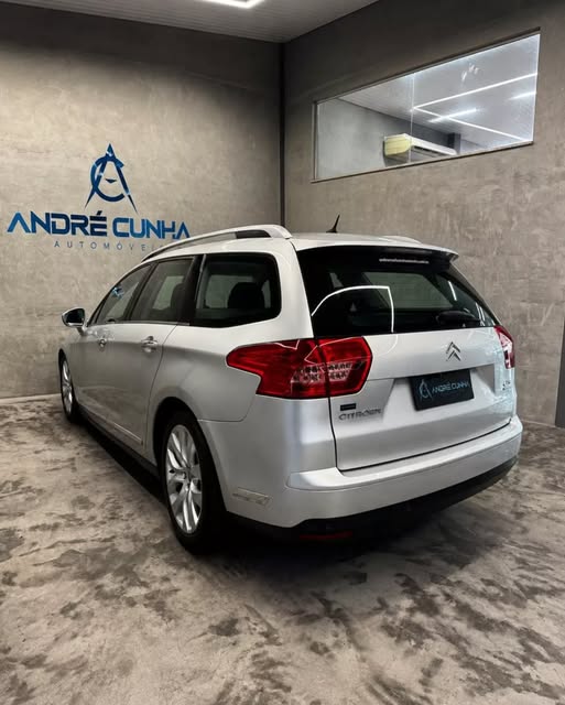 CITROËN C5 TOURER EXCLUSIVE - Imagem 6