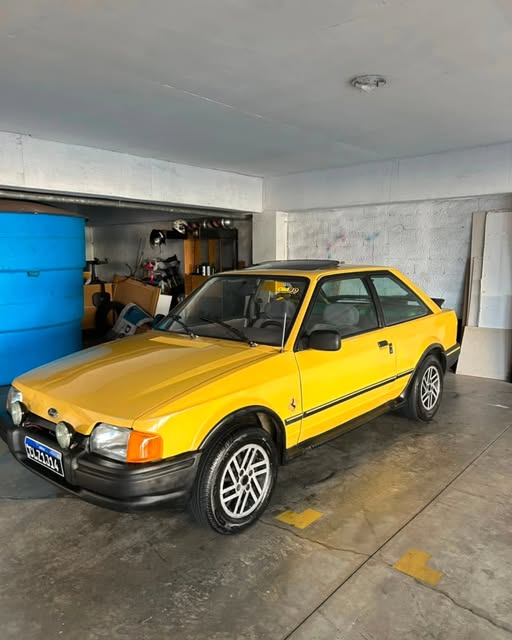 FORD ESCORT XR3 - Imagem 2