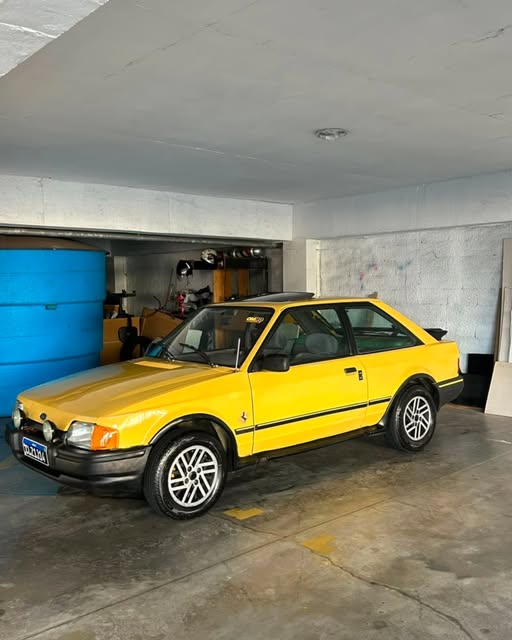 FORD ESCORT XR3 - Imagem 4