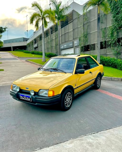 FORD ESCORT XR3 - Imagem 6