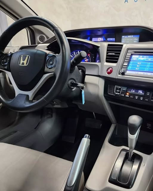 HONDA CIVIC EXS - Imagem 3