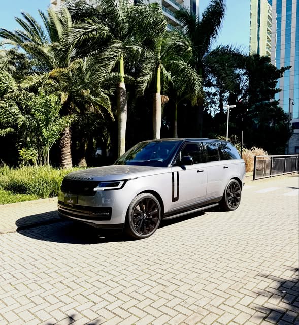 LAND ROVER RANGE ROVER D350 MHEV FIRST EDITION - Imagem 1