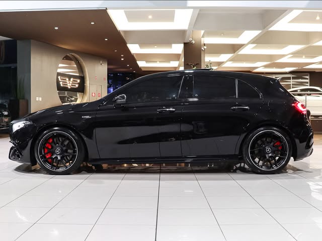 MERCEDES-BENZ A 45 AMG AMG - Imagem 2