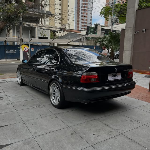 BMW 528I - Imagem 4