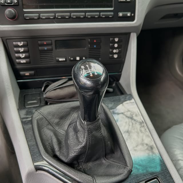 BMW 528I - Imagem 9
