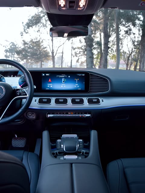 MERCEDES-BENZ GLE 450D - Imagem 6