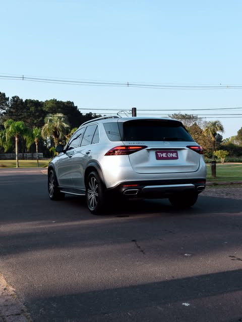 MERCEDES-BENZ GLE 450D - Imagem 9