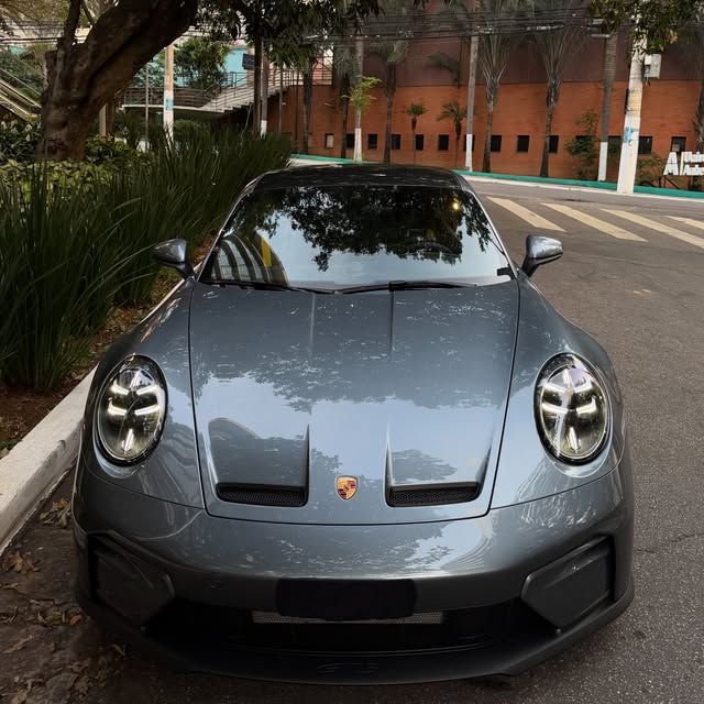 PORSCHE 911 GT3 TOURING - Imagem 5