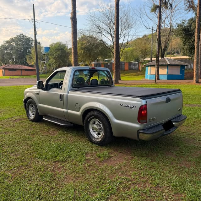 FORD F-250 XLT-L - Imagem 6