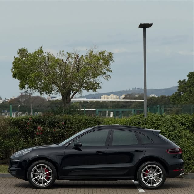 PORSCHE MACAN S - Imagem 11