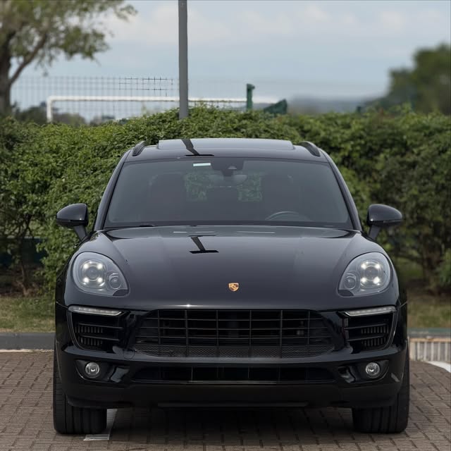 PORSCHE MACAN S - Imagem 15