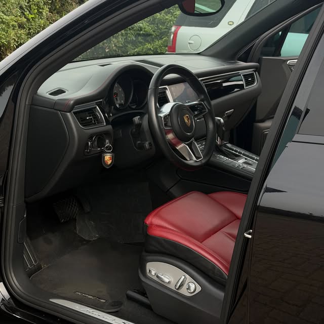 PORSCHE MACAN S - Imagem 6