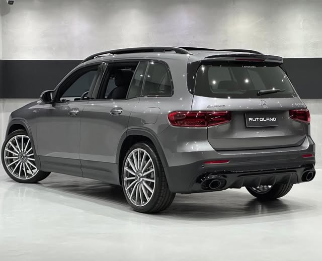 MERCEDES-BENZ GLB 35 AMG - Imagem 3