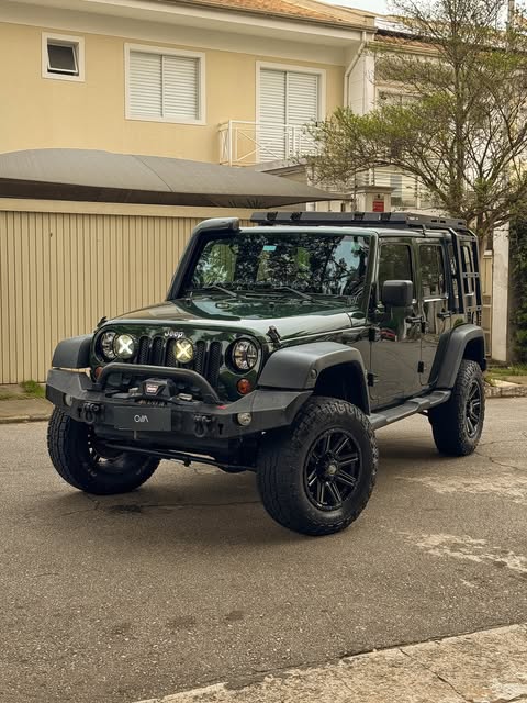 JEEP WRANGLER UNLIMITED - Imagem 1