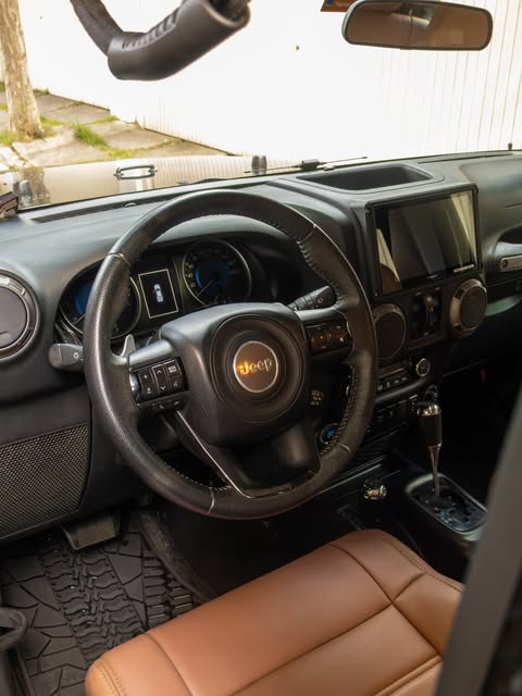 JEEP WRANGLER UNLIMITED - Imagem 5