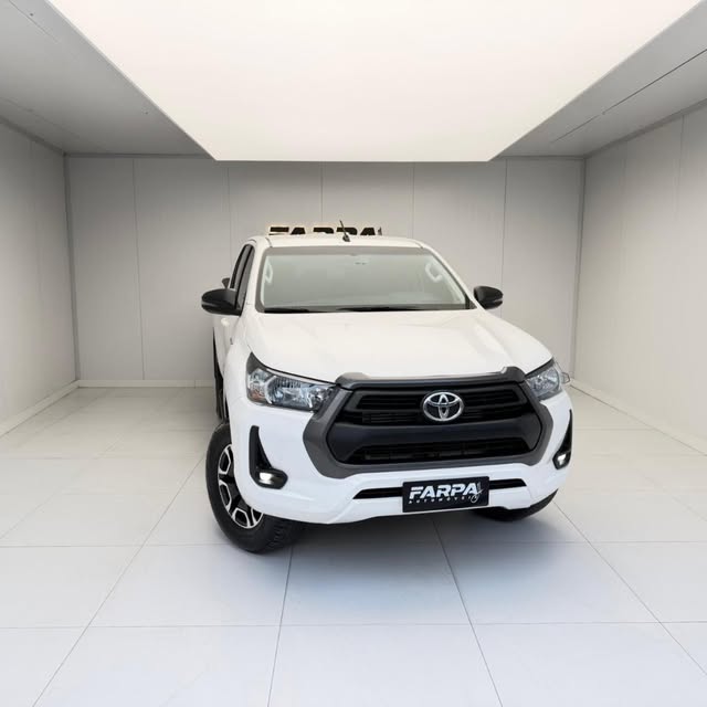 TOYOTA HILUX CD SR 4X4 2.8 TDI DIESEL AUT. - Imagem 1
